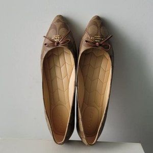 $108 *NEW* (8.5 & 9.5) COACH Annabel Ballet